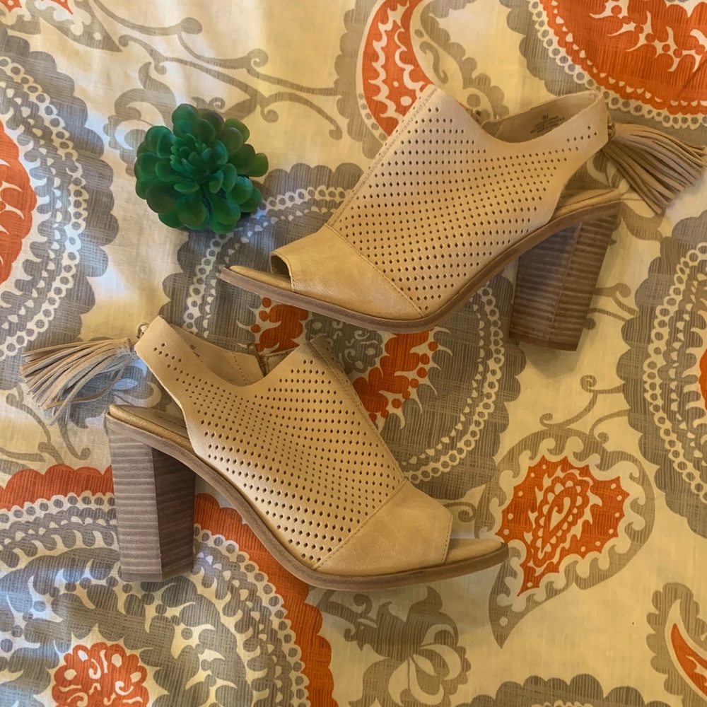 Gianni Bini suede perforated booties